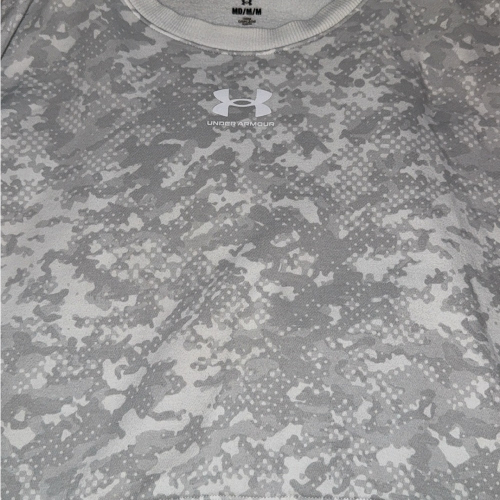 Under Armour Women’s Gray Camo Performance T-Shirt
